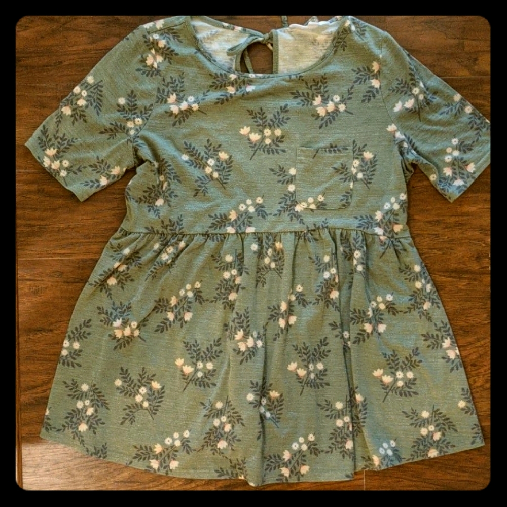 Lauren Conrad Maternity Floral Babydoll Top